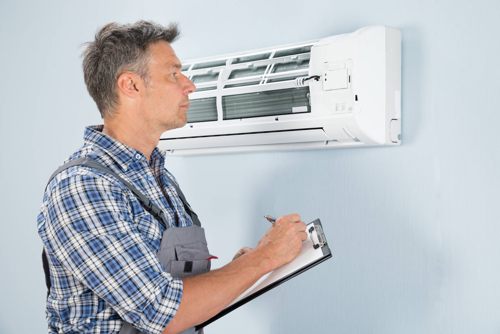 Service 1 Plumbing, Heating & A/C Inc. logo