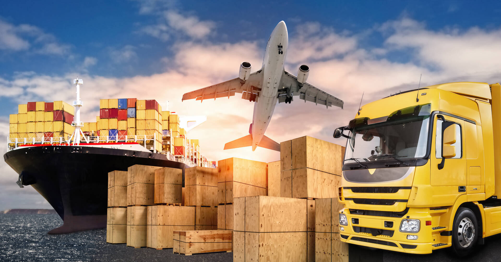 Rocky's Containers logo