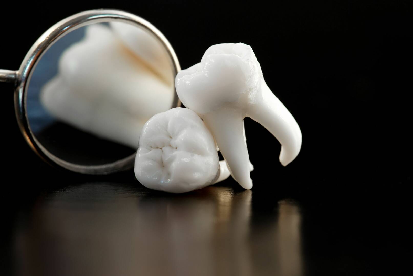 Crown Dental logo